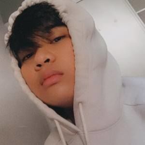 Meet your Posher, Adrian paul